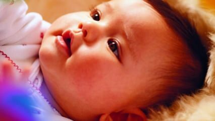 Kdaj postane barva oči dojenčkov jasna?