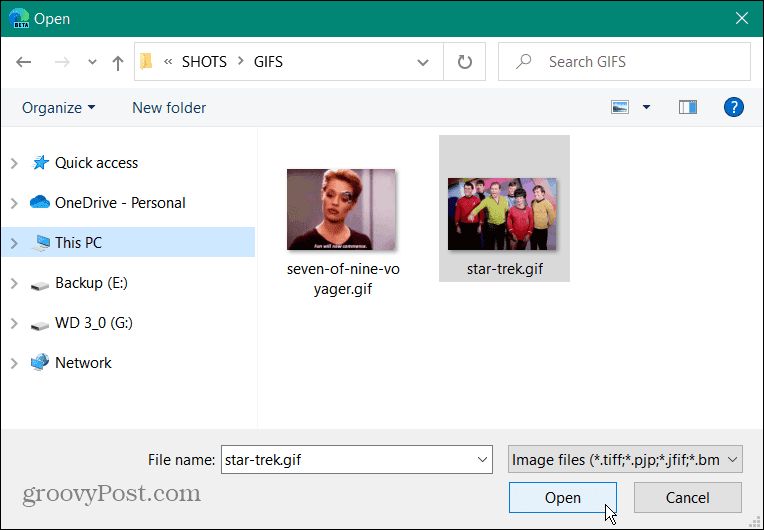 poiščite animirani GIF v File Explorerju