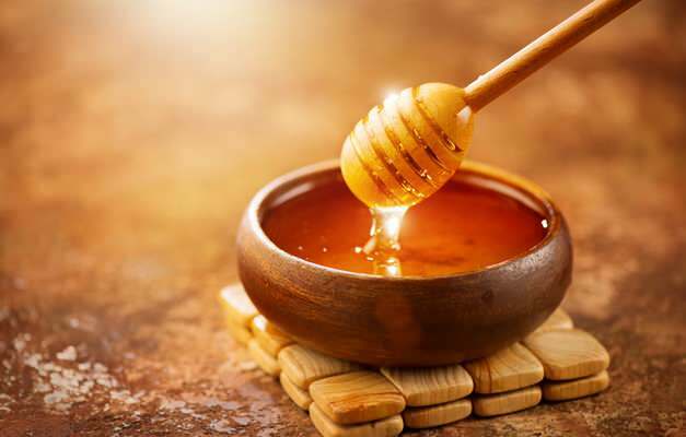 Kako opaziti ponaredek medu