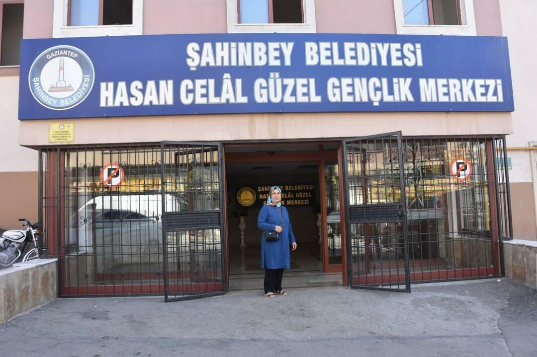 Zeliha Kılıç, ki je v objekte Şahinbey prišla kot pripravnica, je ostala kot vzgojiteljica