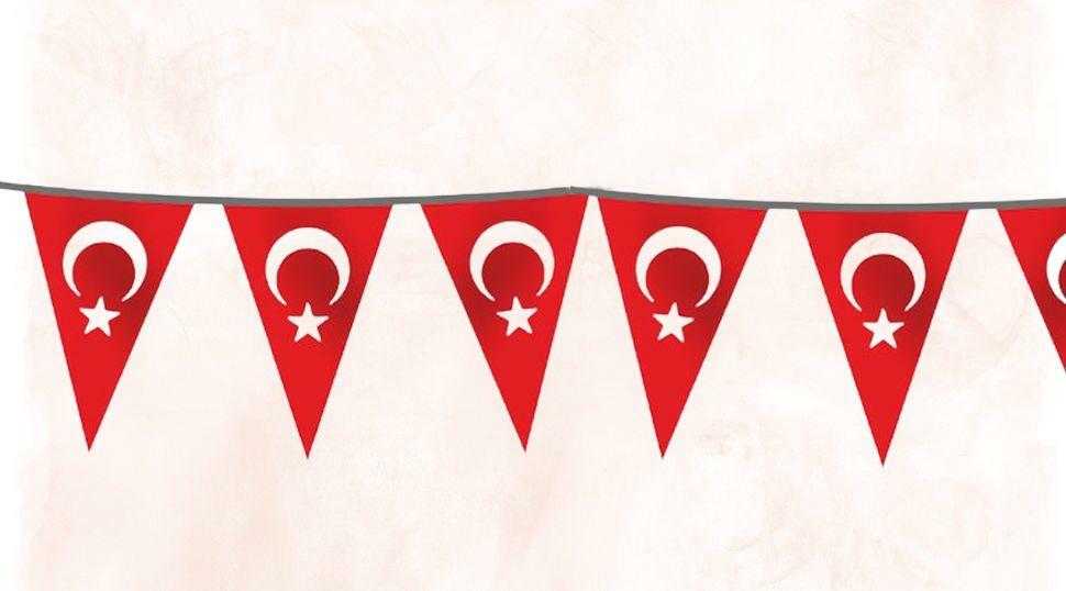 Özgüvenal Vrvica Ornament Trikotnik Turška Zastava