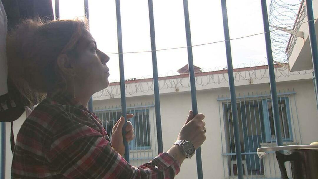 Življenje v zaporu iz oči jetnic Bahar je pred vrati