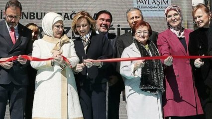 Prva dama Erdoğan: V zadnjih 17 letih je bilo zaposlenih skoraj 55 tisoč invalidov