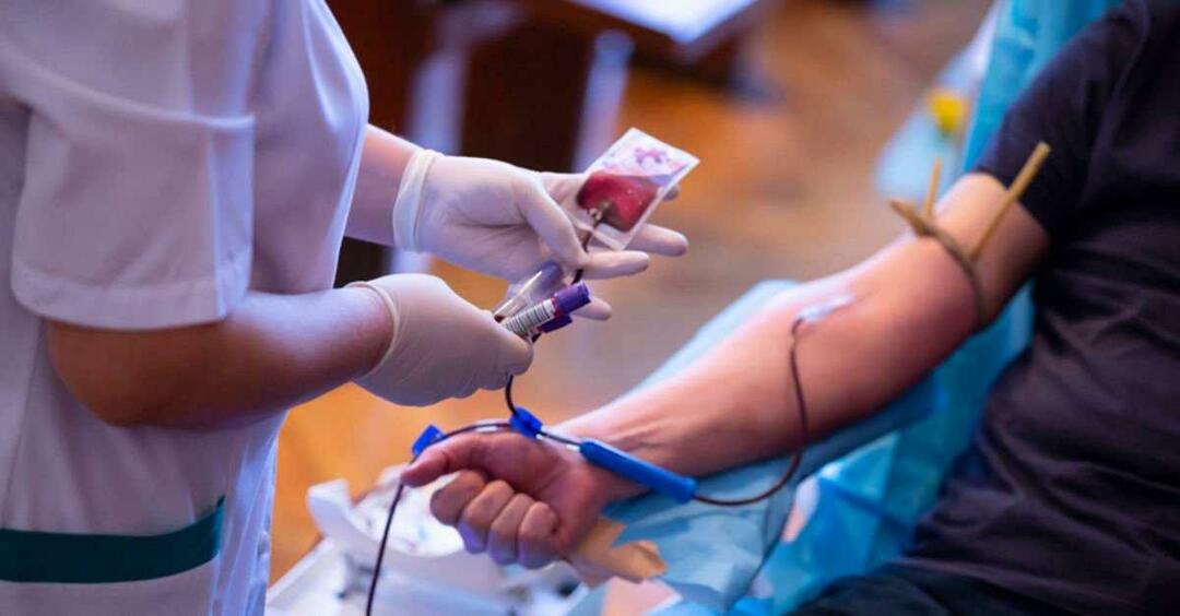 Ali dajanje krvi med postom pokvari post? Odgovor Diyaneta