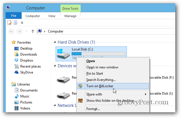 Z desno miškino tipko vklopite Bitlocker