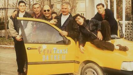 Kerem Tarhan, Mehmet iz taksista çiçek, so opazili leta kasneje!