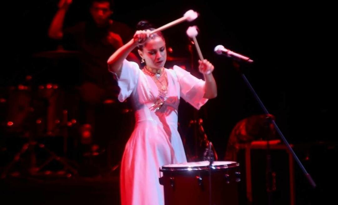 Emel Mathlouthi "Svoj koncert v Istanbulu posvečam Palestincem"