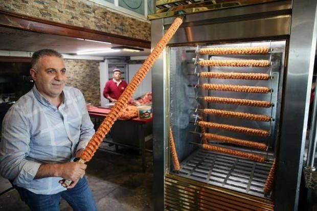 Popolnoma nov okus v Adani! Ta Adana kebab je vse daljši!