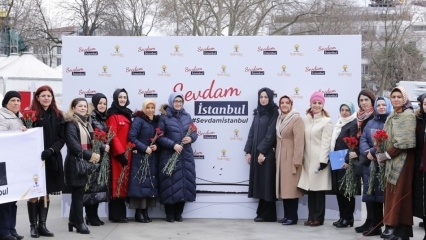Ženske podružnice AK Party Istanbul so na pohodu v Istanbulu!