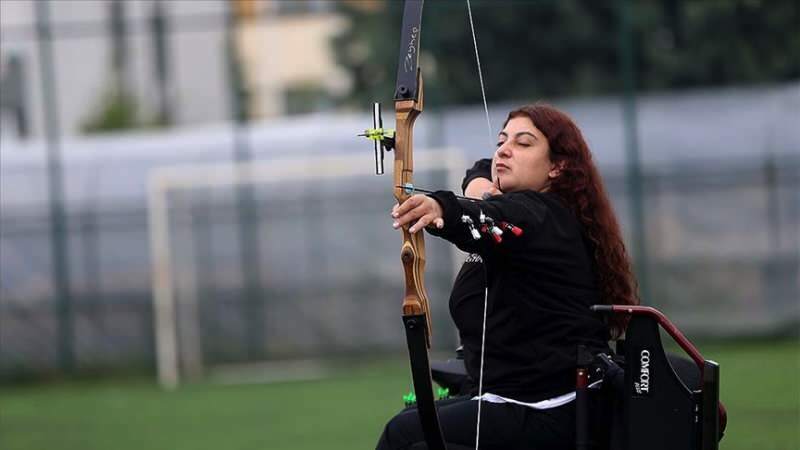 Paraolimpijska atletinja Miray Aksakallı s svojim bojem daje zgled vsem