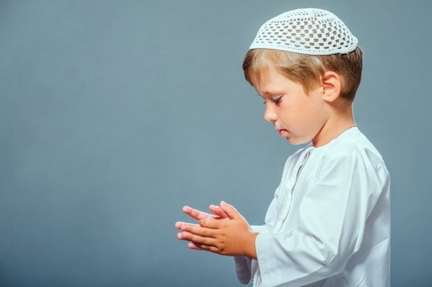 Učenje otrok moliti