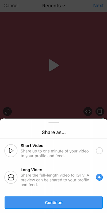 nalaganje videoposnetka v Instagramu z dvignjenim menijem za skupno rabo in izbrano možnostjo dolgega videa
