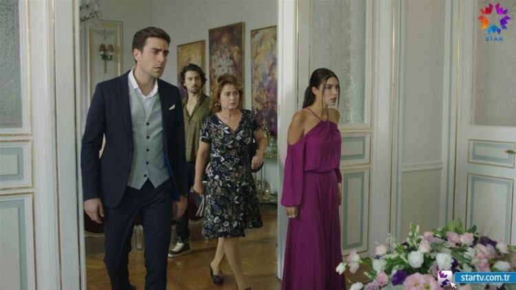 Gospa Fazilet in njene hčere so začele novo sezono! Prikolica 15. epizode Fazilet Hanım in Hčere ...