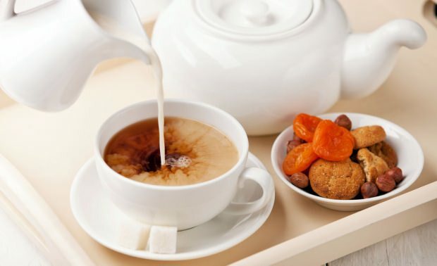 Kaj je angleški čaj? Kako se izdeluje angleški čaj? Triki priprave angleškega čaja doma