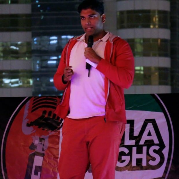 Indijski komik Manjunath Naidu umre na odru! Publika ni razumela