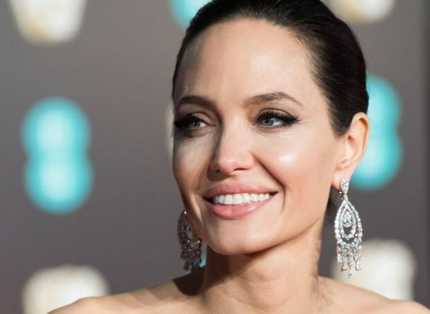 Angelina Jolie objavlja