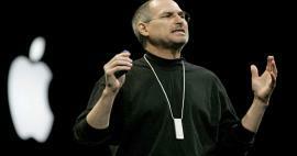 Copati ustanovitelja Appla Steva Jobsa so na dražbi! Prodano za rekordno ceno