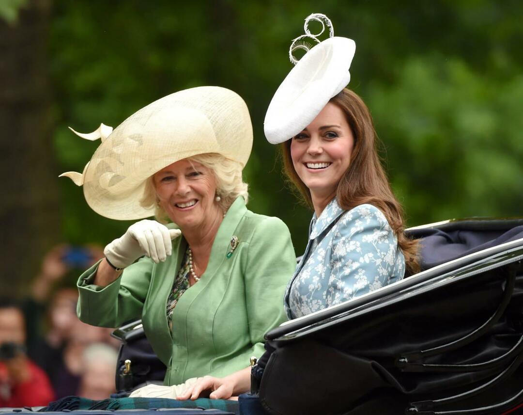 Kate Middleton in Camilla, angleška kraljica 