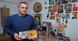 Orhan Gencebay je svojo hišo s svojo ljubeznijo spremenil v muzej! Na sporedu so bili plakati in albumi