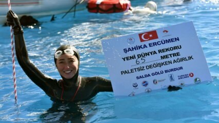 Şahika Ercümen je podrla svetovni rekord s spustom na 65 metrov!