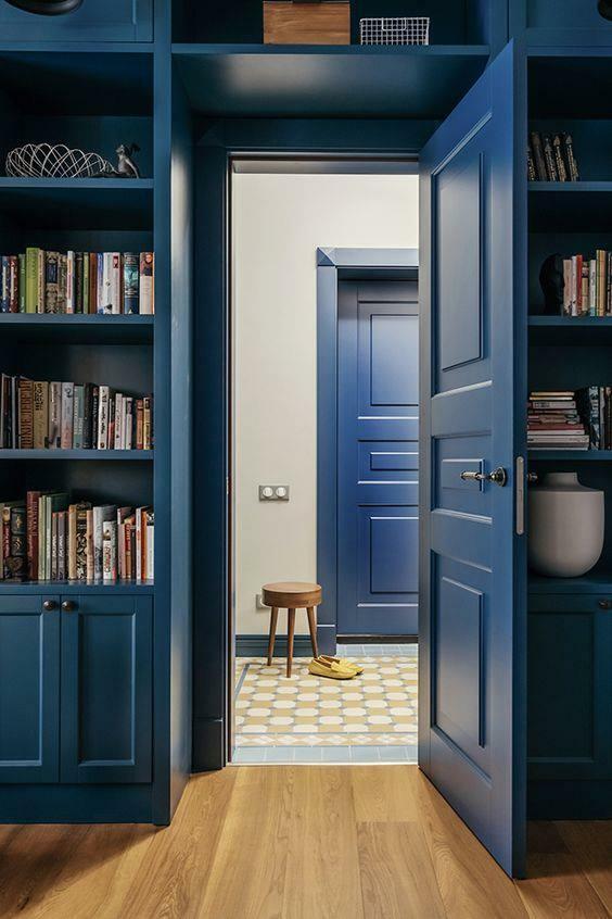 Katere so priljubljene barve notranjih vrat pri dekoraciji doma?