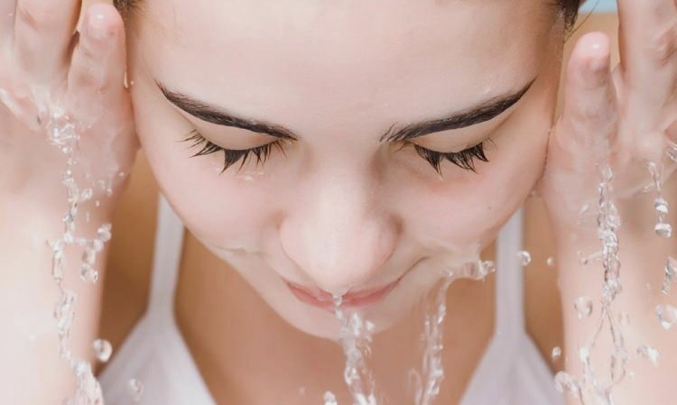 7 praktičnih korakov za čiščenje prave kože!