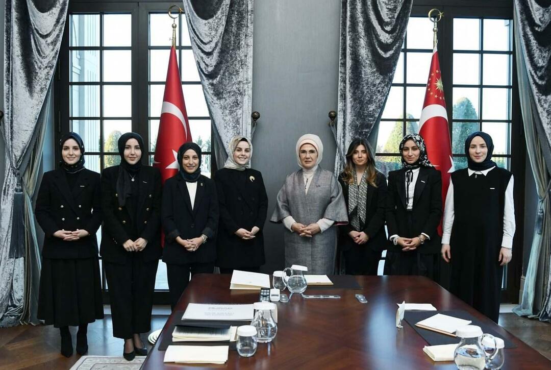 Emine Erdoğan se je srečala z ženskim odborom MUSIAD