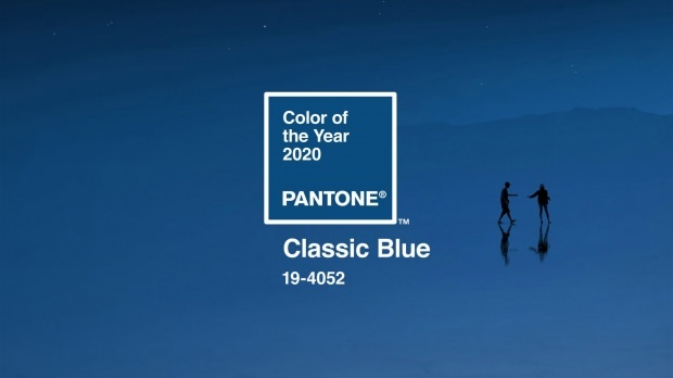 Pantone je napovedal barvo leta 2020! Trend barva letošnjega leta: Modra