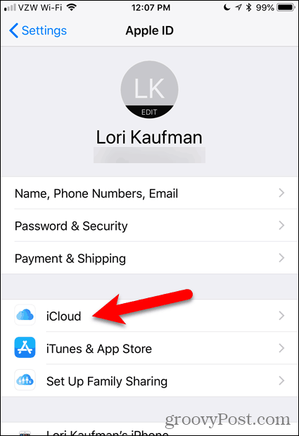 V aplikaciji Nastavitve v iOS-u tapnite iCloud