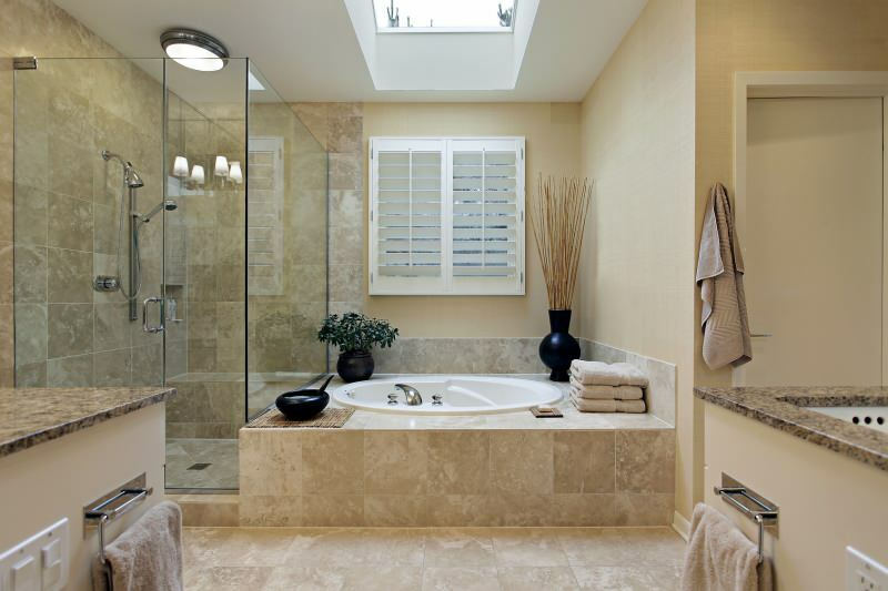 Koliko kvadratnih metrov naj bodo idealne dimenzije kopalnice in tuš kabine?