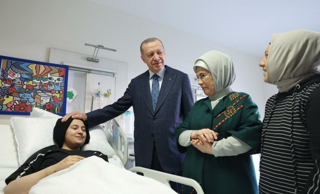 Predsednik Erdoğan in njegova žena Emine Erdoğan sta se srečala z otroki nesreče