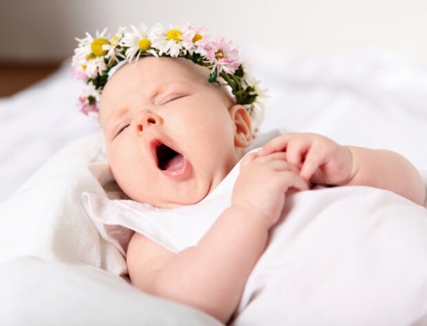 Zakaj dojenčki ne morejo spati ponoči? Kaj bi morali storiti dojenčku, ki ne spi? Spalna zdravila za dojenčke ime
