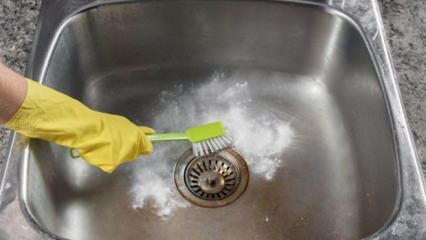 Kako očistiti umivalnik iz nerjavečega jekla? 