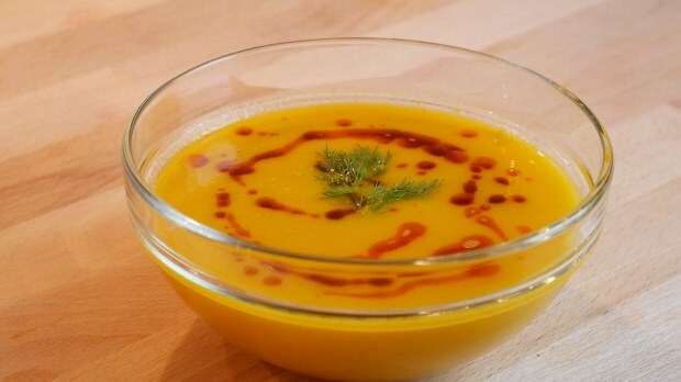 Kako narediti korenčkovo juho? Najlažji recept za kremno korenčkovo juho