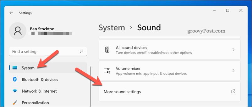 Odpiranje menija Več nastavitev zvoka v sistemu Windows 11