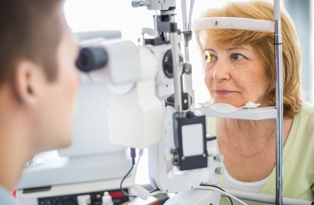 Kakšni so simptomi očesnega tlaka (glavkom)? Ali obstaja zdravljenje očesnega tlaka? Cure, ki so dobre za očesni tlak ...