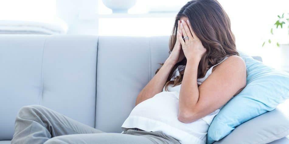 Strah in stres med potresom lahko pri nosečnicah povzročita spontani splav.