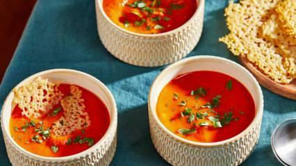 Recept za okusno paradižnikovo juho z rezanci! Ta priprava paradižnikove juhe z rezanci vam bo všeč.