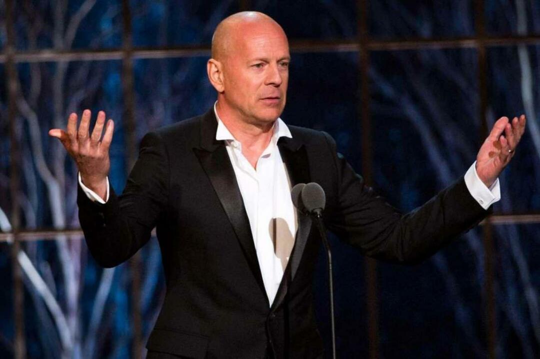 Bruce Willis neha igrati