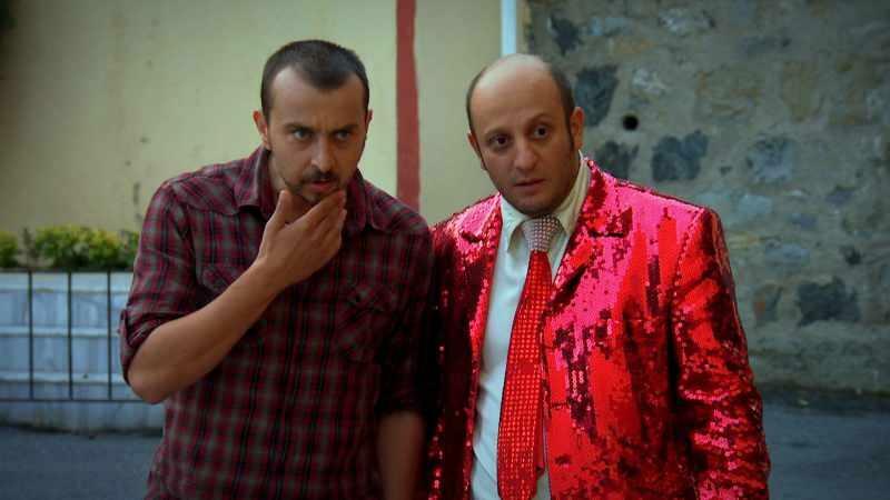 Igralec Asuman Dabak se je vrnil v TV seriji Leyla in Mecnun! Tema serije Leyla ile Mecnun?