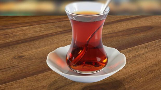 Kaj se zgodi, če popijete 20 skodelic čaja na dan?