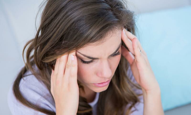 glavobol se lahko kaže iz več razlogov