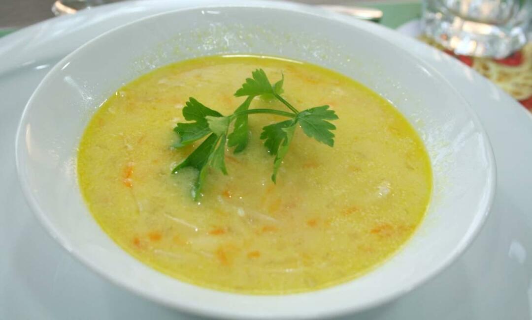 Kako narediti začinjeno puranje juho? Recept za puranjo juho, ki bo zdravilna