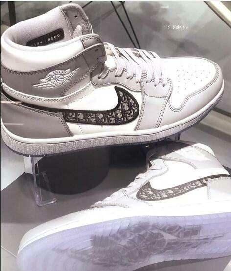 Čevlji Dior x Air Jordan 1