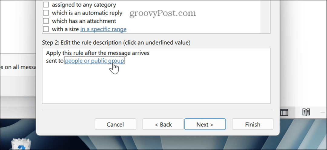 Kako samodejno posredovati e-pošto iz Outlooka