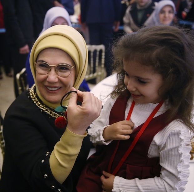 Prva dama Erdoğan sreča ženske Balkana in Rumeli