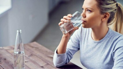 Je pitje preveč vode škodljivo?