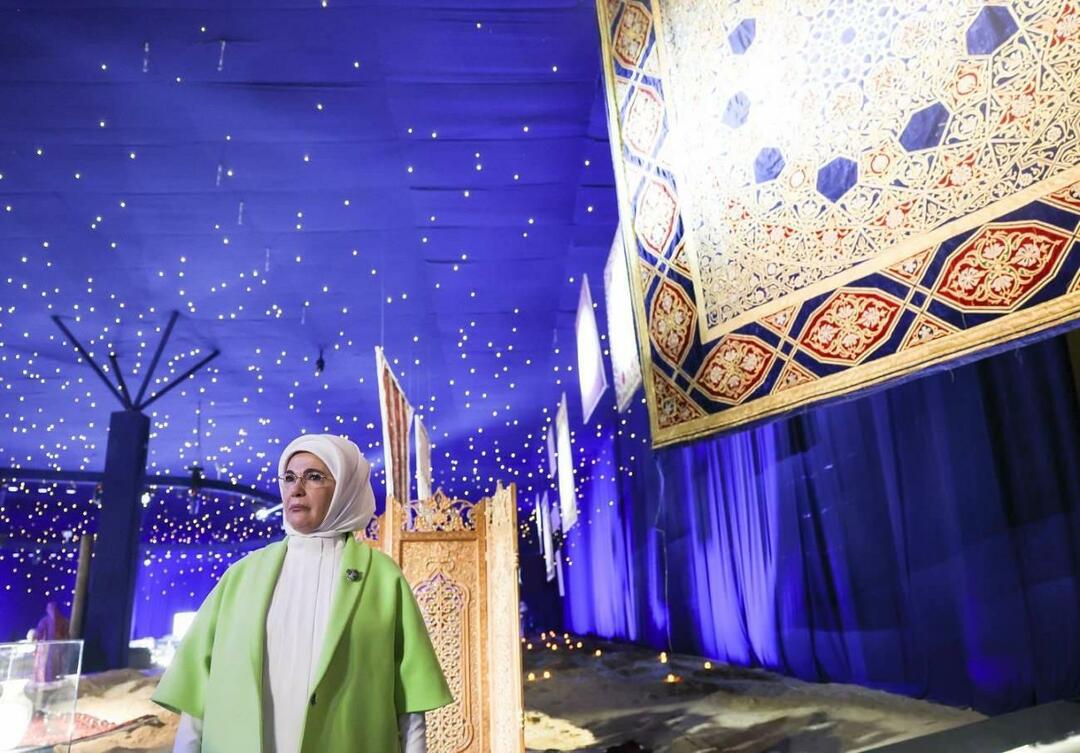 Emine Erdoğan si je ogledala sejem Expo v Samarkandu