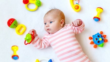 Kakšne naj bodo otroške igrače prve starosti?
