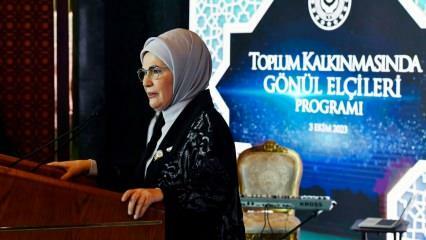 Program prostovoljnih ambasadorjev Emine Erdoğan pri razvoju skupnosti